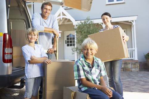 Packing supplies and moving boxes for Southgate customers